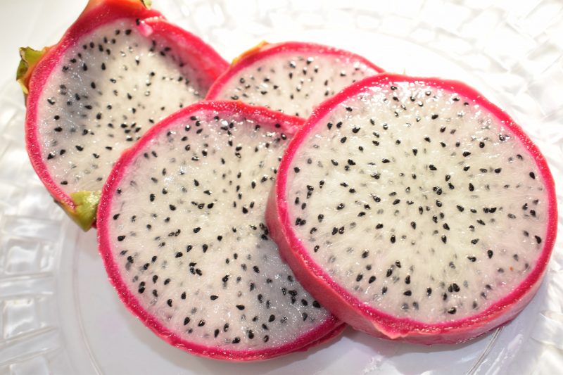white-flesh-pink pitaya